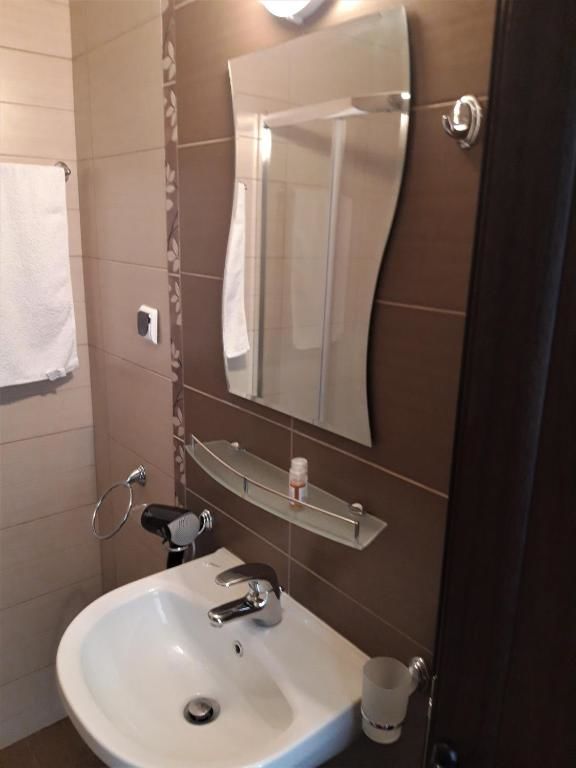 Отель Hotel Czech Rhapsody Несебр
